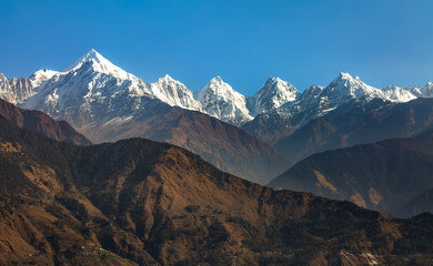 Fototapeta premium Himalaya range with Panchchuli peaks visible from Munsiyari Uttarakhand India.
