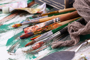 Fototapeta premium Paint brushes and paints for drawing.