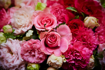 bouquet of pink roses