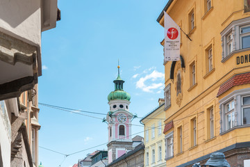 Obraz premium INNSBRUCK, AUSTRIA - June 27, 2018: Traditional Cathedral building in Innsbruck, Austria