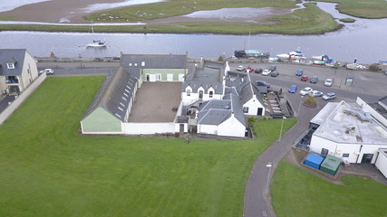 Demolition of large Leisure Centre