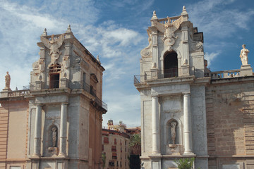 Fototapeta na wymiar Ancient gate Porta Felice. Palermo, Italy