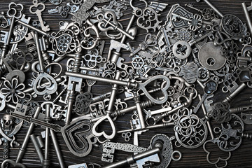 Full frame photo of the various antique keys