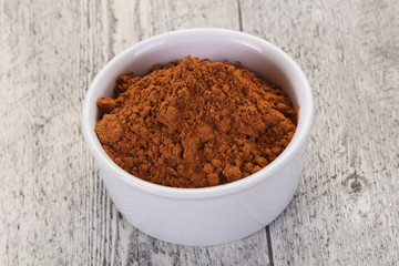 Cocoa powder in the bowl