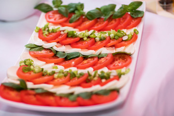 sliced tomato and cheese