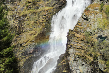 Obraz premium Norway Waterfalls into fjord