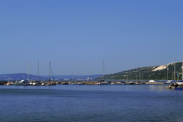 Fototapeta na wymiar yachts on the dock