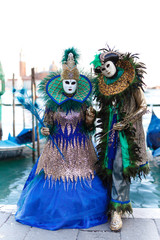 Fototapeta na wymiar costumed reveler of the Carnival of Venice