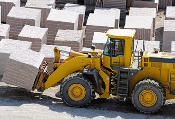  machinery moving granite blocks