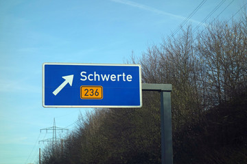 autobahnschild, schwerte, b 236