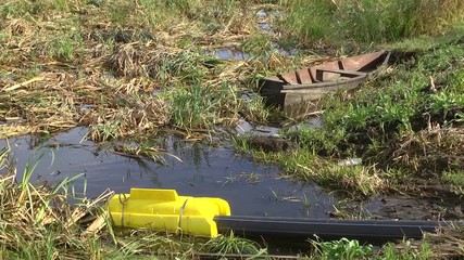 Extraction of sapropel. Pipeline for delivery of sapropel in the form of pulp to the shore to the place of dehydration and storage. Place alluvium sapropel in open warehouses. Floating pipeline. 