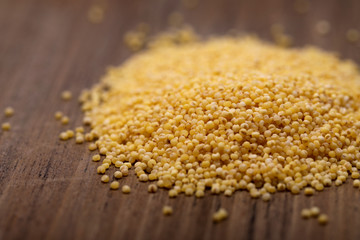 Hirse Getreide Körner