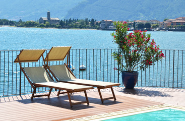 Sundeds against Como lake, Italy