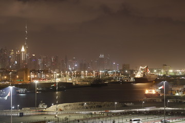 Fototapeta premium Dubai by night