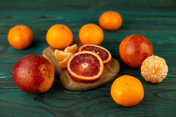 Oranges Sicilian, slices both whole and tangerines