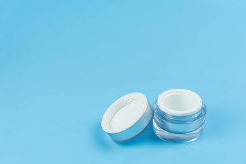 Object for cosmetics with copy space