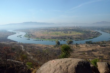 Fototapeta na wymiar panoramic view of the river