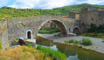 Fototapeta na wymiar Historic medieval bridge at Lagrasse Languedoc France