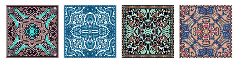 Keuken spatwand met foto Traditionele sier bloemen paisley bandana © Kara-Kotsya