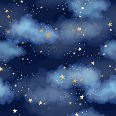Naklejki  Bez szwu ciemnoniebieski wzór nocnego nieba z konstelacjami ze złotej folii, gwiazdami i akwarelowymi chmurami