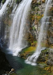 Fototapeta na wymiar Tortum Waterfall - Turkey Tortum Waterfall is located in Uzundere district of Erzurum