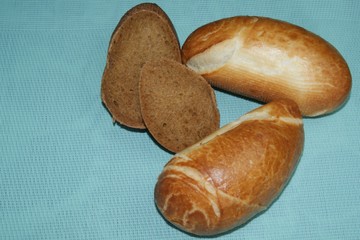   freshly baked bread on the table