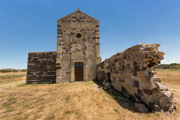 Fototapeta na wymiar Chiesa Romanica San Michele di Salvenero - Ploaghe - Sassari, Sardegna