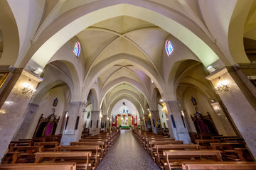 Fototapeta na wymiar Interno Chiesa San Basilio Magno - Sennori - Sardegna