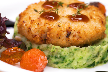 Fish Cutlet with Mashed Potatoes