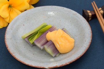 赤ねぎの酢味噌和え