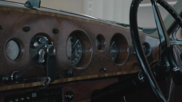 Bentley R Type Dials