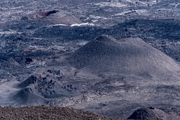 Cratères au Piton de la Fournaise