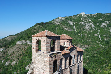 Fototapeta na wymiar The fortress of the Bulgarian Tsar Ivan Assen II - located near Asenovgrad, Bulgaria.