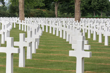 american war cemetery