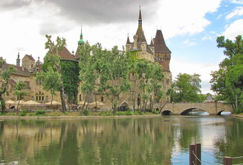 Fototapeta na wymiar Castle in Varosliget, Budapest, Hungary