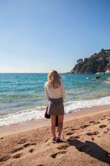 Femme à la mer par RAVOISAY Louis