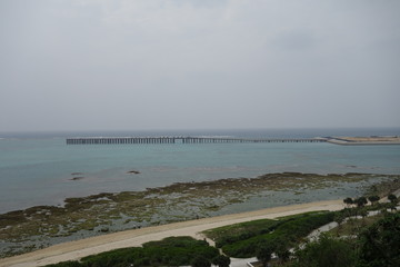 日本の沖縄の瀬長島の景色