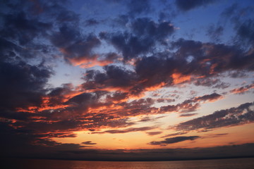 北海道行きフェリー　北海道の海と夕陽 