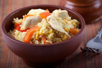 Fried rice with chicken and vegetables