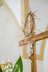 Krzyż w kościele © Studio Migafka
