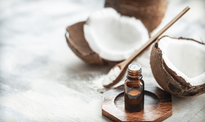 Composition with coconut oil and fresh coconut