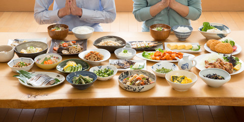 日本の食事のマナー