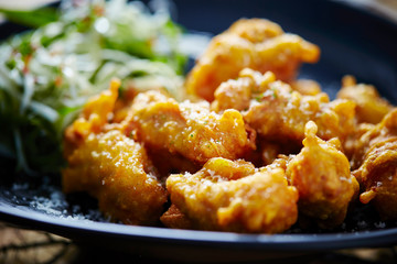 Korean fried chicken with spring onion 