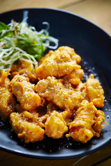 Korean fried chicken with spring onion 
