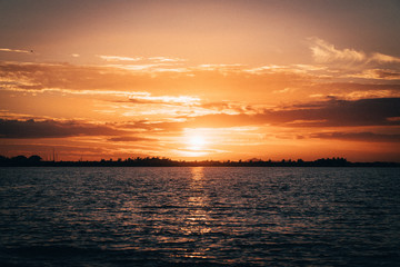 Traumhafter Sonnenuntergang auf Fiji