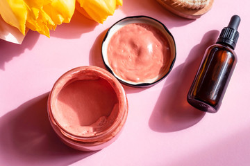 Natural organic cosmetics, homemade shiny cream.