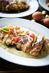 Asian fried chicken with sauce
