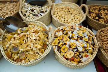 Getrocknete Früchte auf dem Markt von Pollenca auf Mallorca