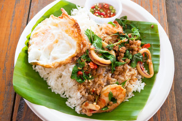 Simple thai a la carte