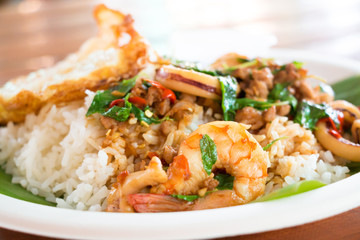 Simple thai a la carte